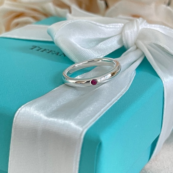Tiffany & Co. Elsa Peretti Ruby Silver Stacking Band Size 5 $500 NEW - Picture 9 of 15